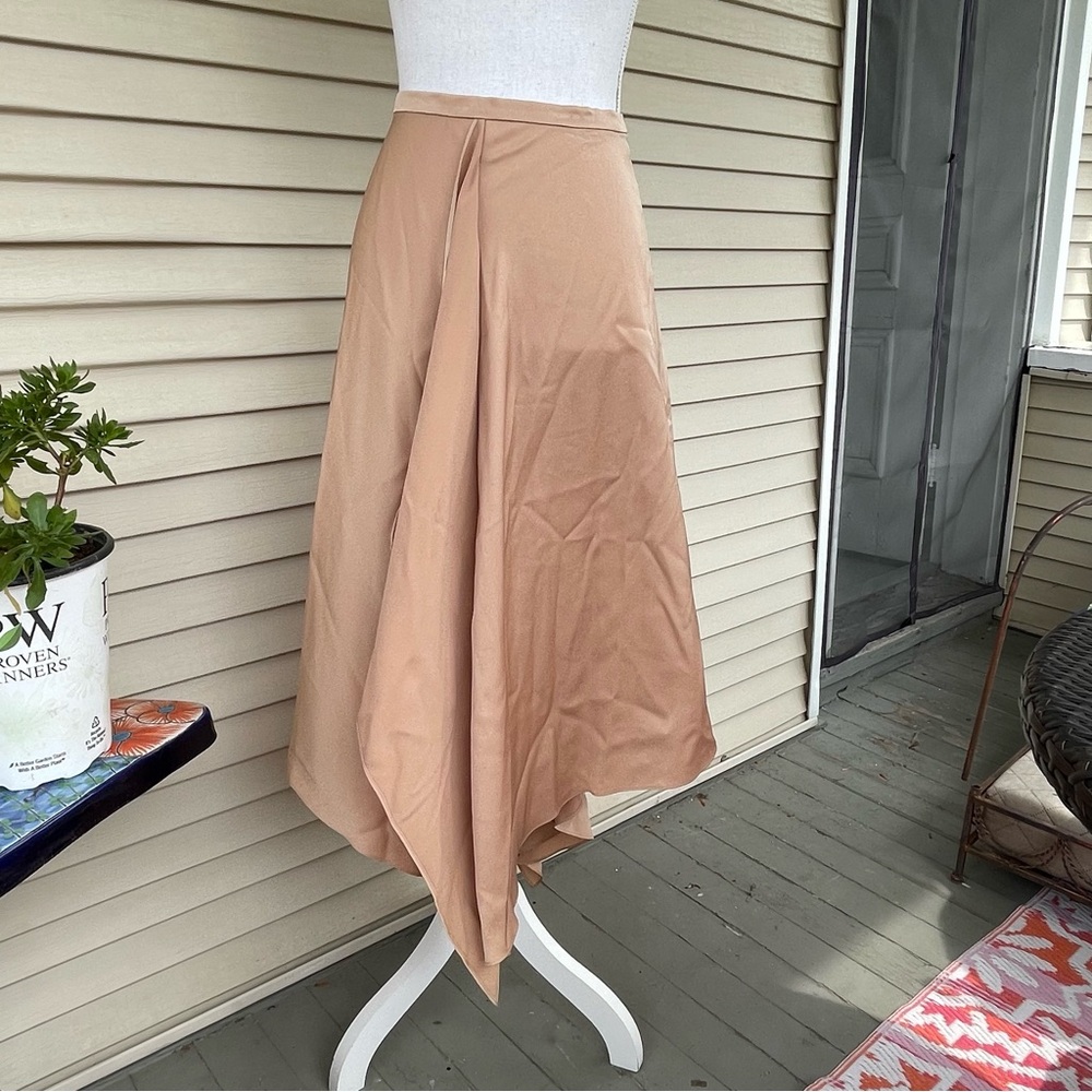 BCBGMAXAZRIA Caryln Satin Skirt in Maple Size L (NWT) - Picture 8 of 13